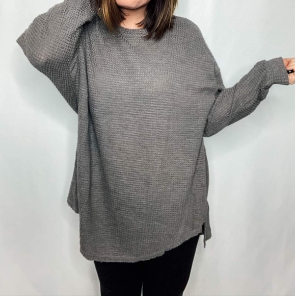 Flowy Oversized Knit Tunic - Size Small - Picture 9 of 10